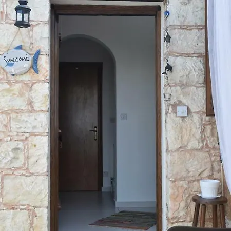 The Westie Villa Dhrousha